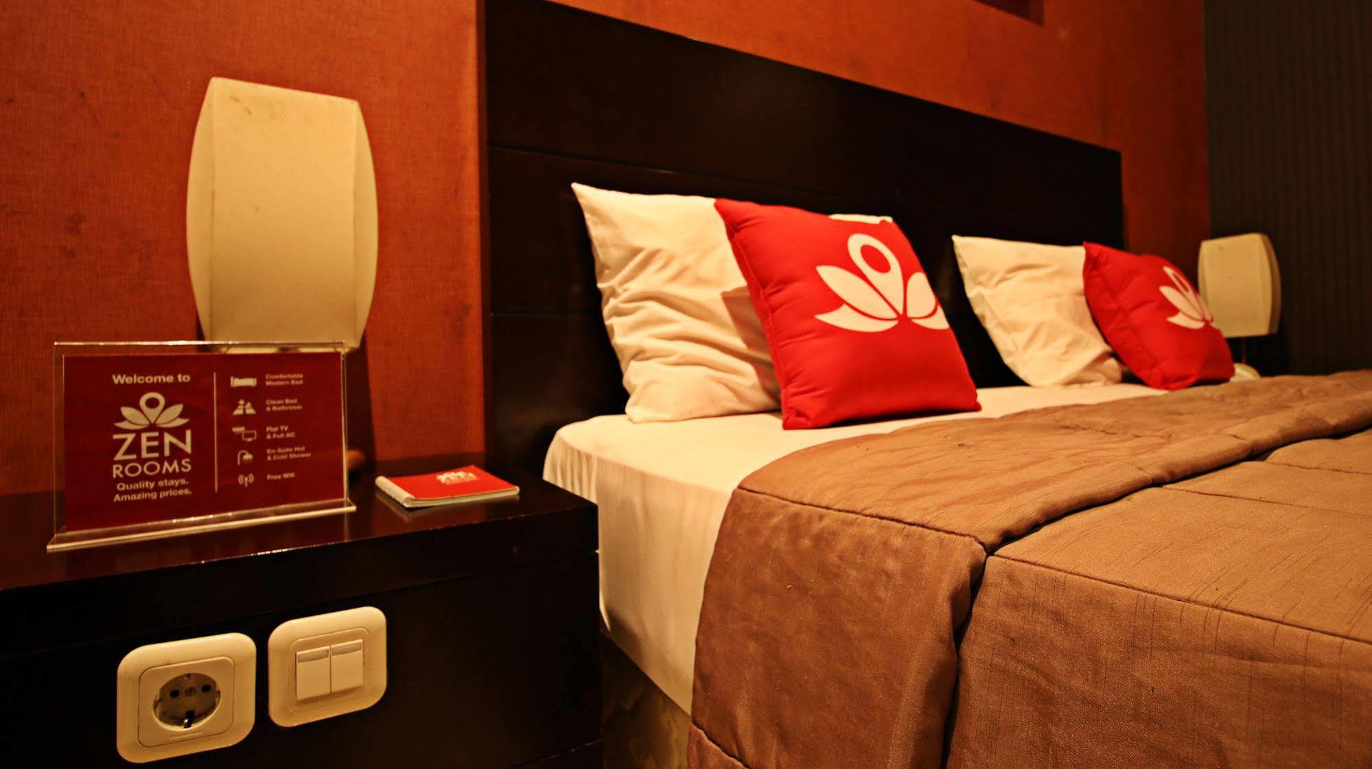Zen Rooms Grand Hotel Lembang Exteriör bild
